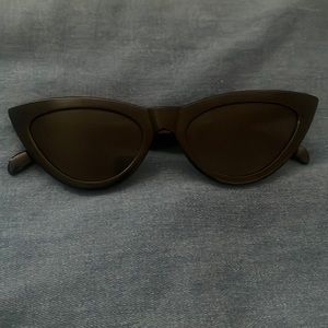 CAT EYE SUNGLASSES